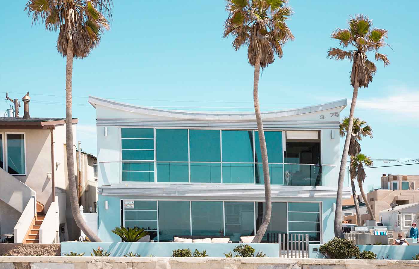 آپارتمان ویو ابدی جا دار