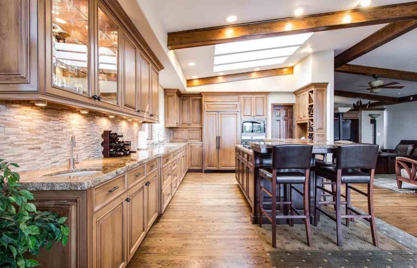 فروش آپارتمان 193 متری ولیعصر